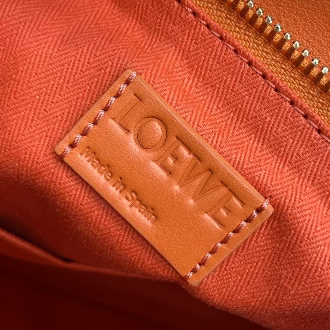 Loewe Small Puzzle Bag in Classic Calfskin Orange